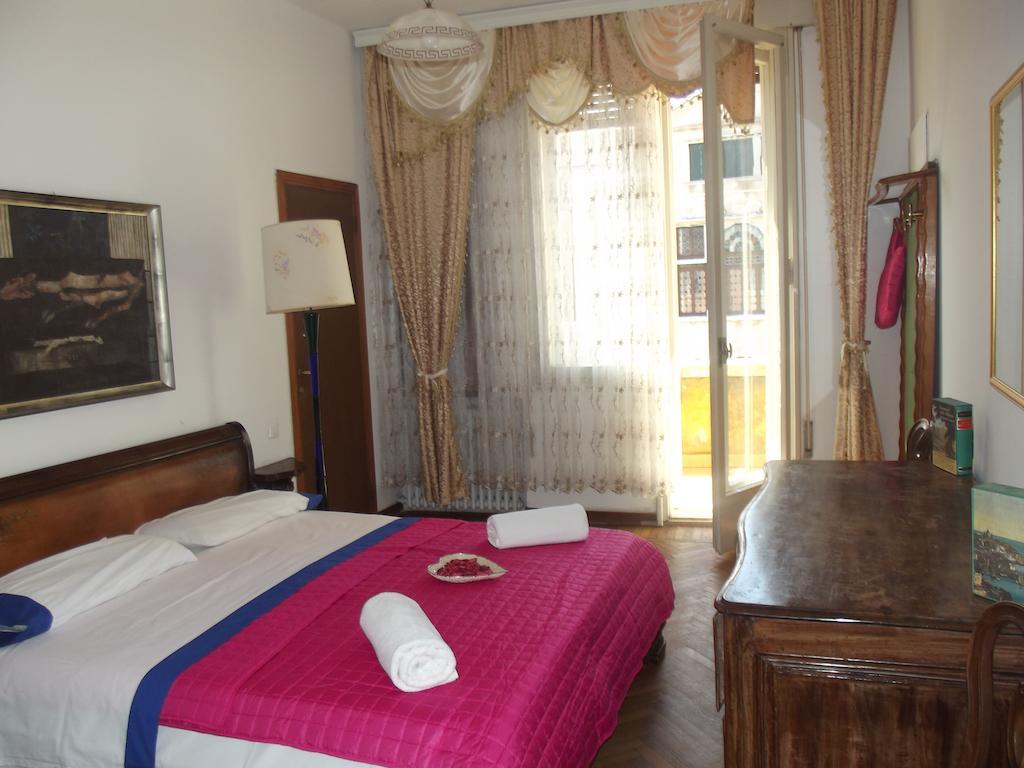 Ca'Barbaria Otel Venedik Oda fotoğraf